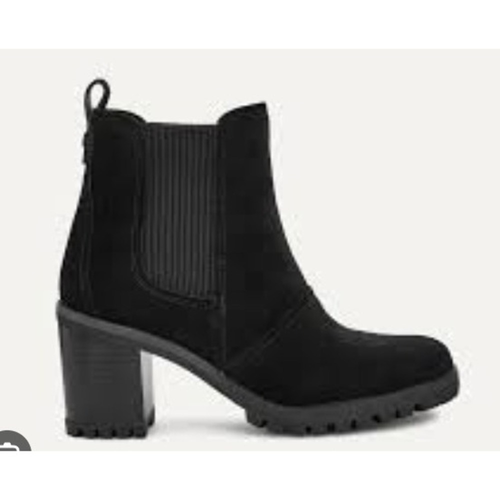 UGG Womens Black Suede Waterproof Hazel Boot Lug Sole Block Heel Chelsea Boots 8